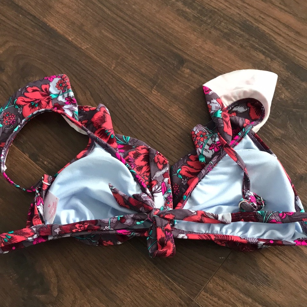 Target Bikini Top - Picture 2 of 3